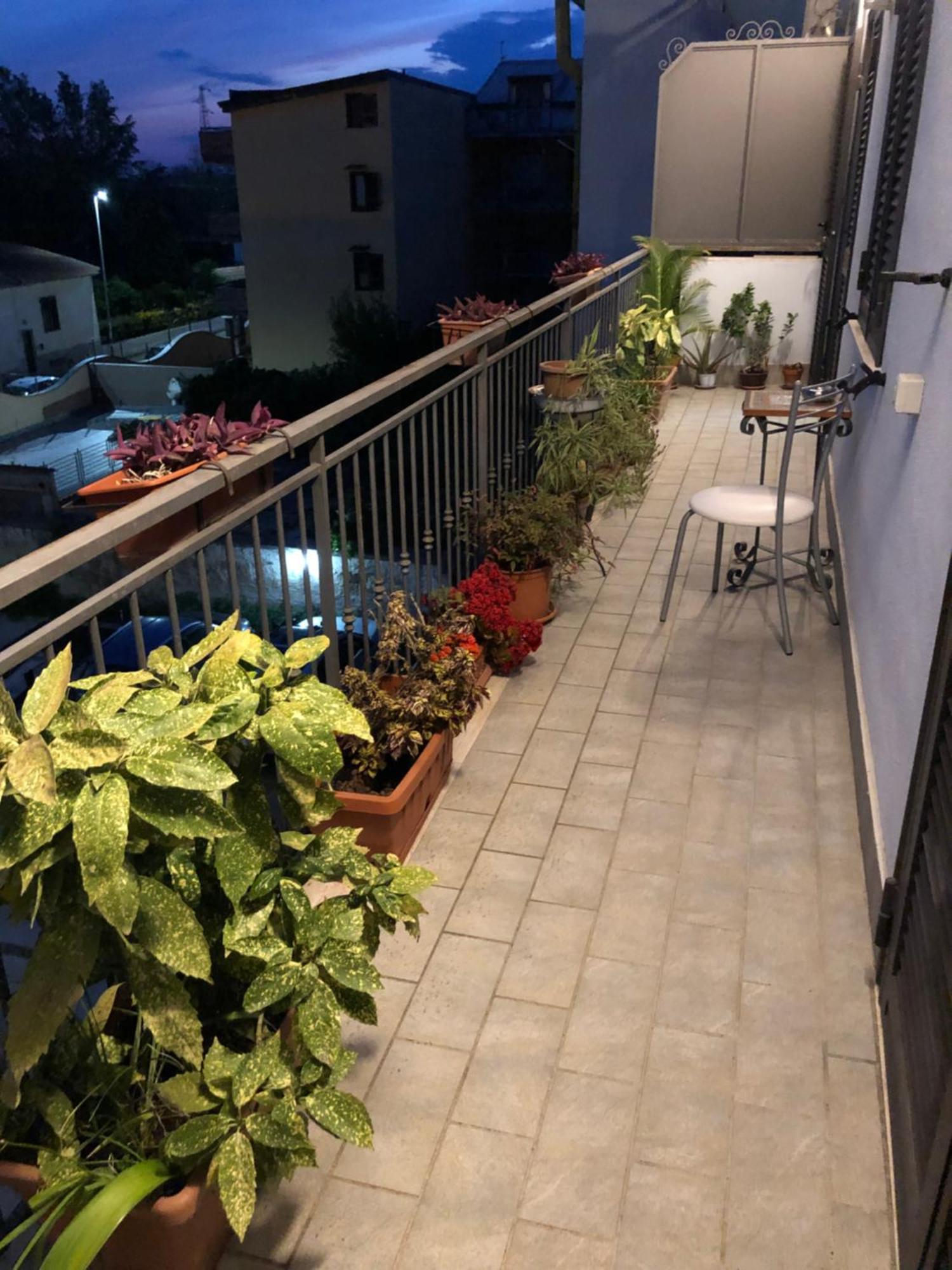 Il Giardino Della Reggia Bed & Breakfast Caserta Exterior photo