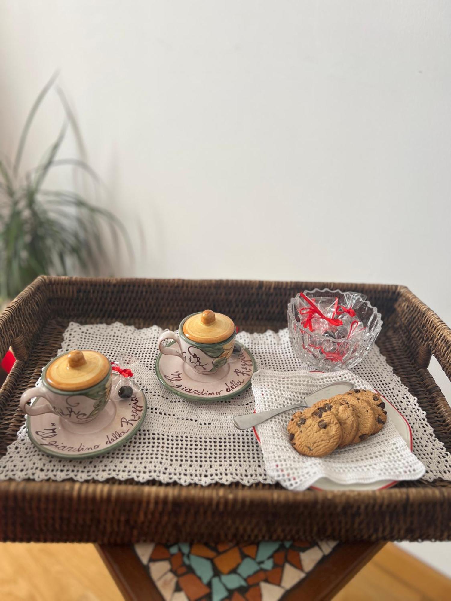 Il Giardino Della Reggia Bed & Breakfast Caserta Exterior photo